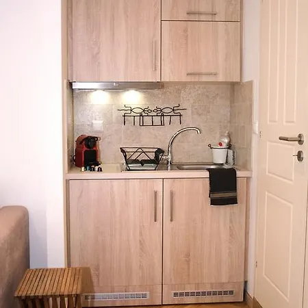 Apartman Rastoni Near Acropolis